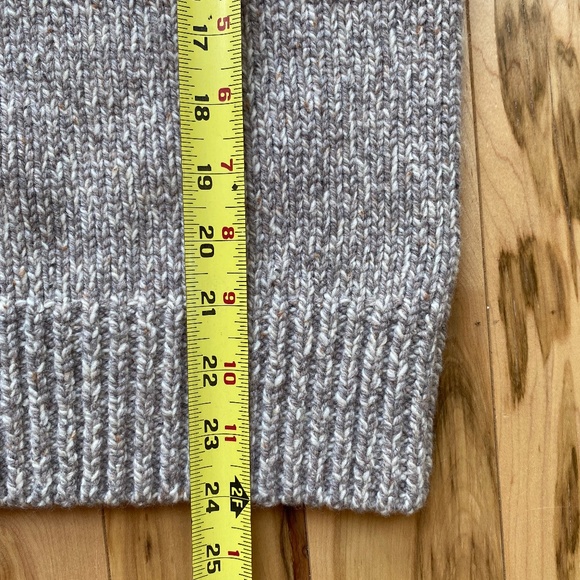 LL Bean Fair Isle Sweater - Picture 5 of 8